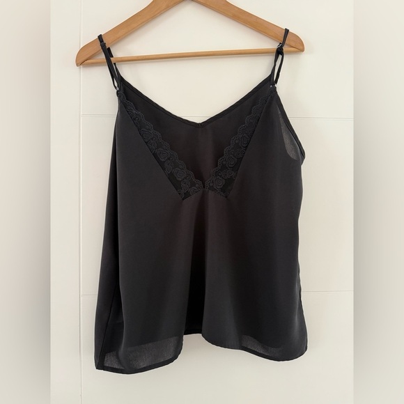 Bundle of 2 SHEIN Lace Tank Tops, size large. - Picture 7 of 15